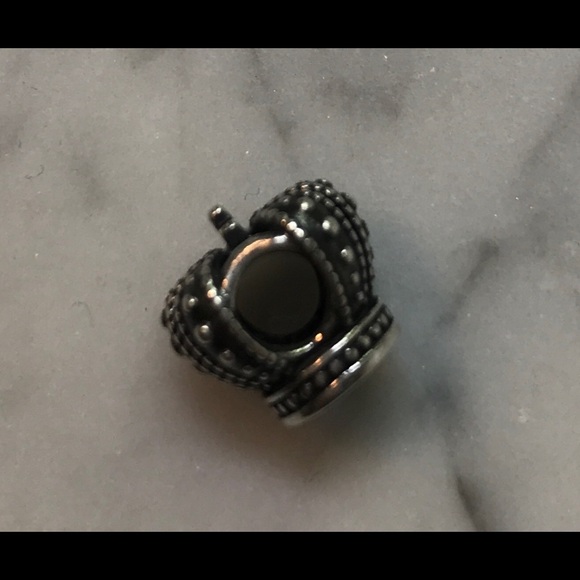 Authentic PANDORA crown charm - Picture 3 of 4